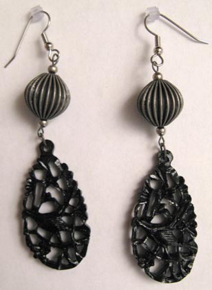 [Carolyn's blackbird earrings]